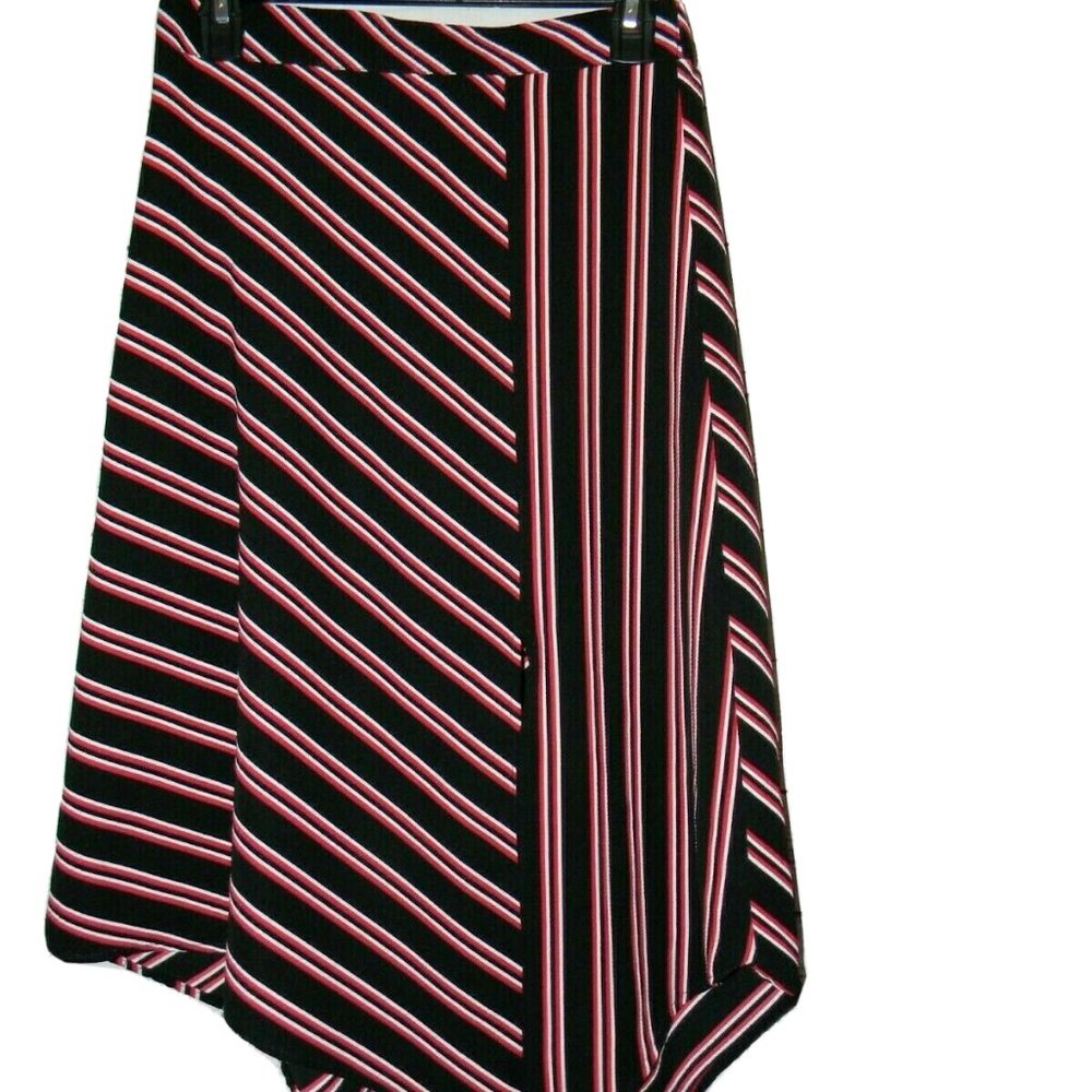 H&M DIVIDED Size Small